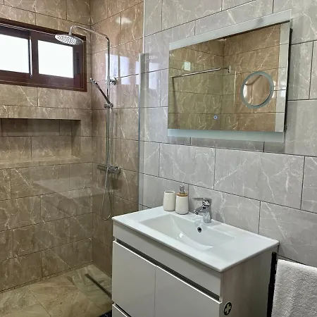 Anita & Leonel's House A