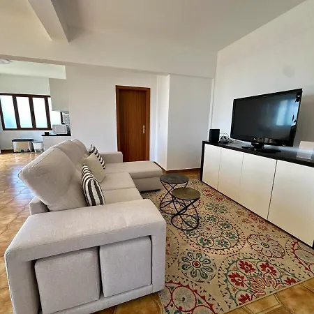 Anita & Leonel's House A בית נופש