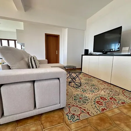 Anita & Leonel's House A *